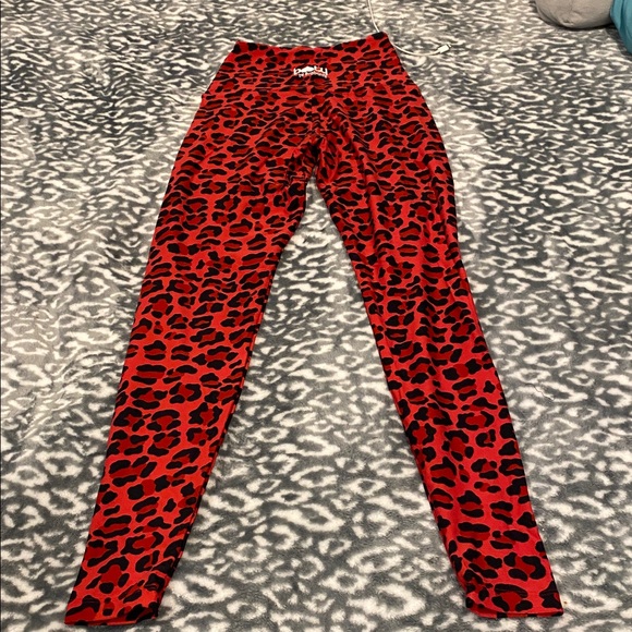 Red and Black Leopard Leggings - Picture 3 of 4